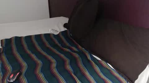 Hotnhardy online show from November 16, 3:01 am