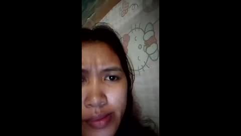 Snapshot of hotpilipina5xxx chatting on March 10, 11:43 pm Lovelyallie online show from March 10, 11:43 pm