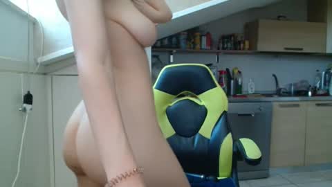Snapshot of hotsexcouple90 chatting on June 1, 1:24 pm hotsexcouple90 online show from June 1, 1:24 pm