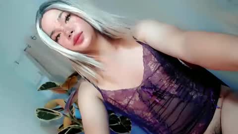 Snapshot of hotsiren101 chatting on May 26, 8:49 pm hotsiren101 online show from May 26, 8:49 pm