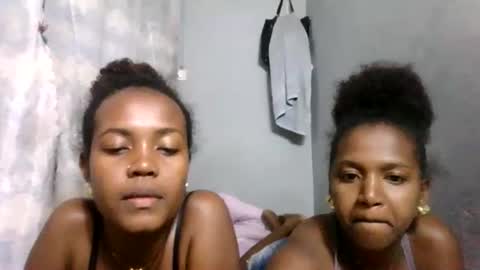 Snapshot of hotskinny98 chatting on March 2, 6:26 pm hotskinny98 online show from March 2, 6:26 pm