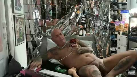 hotstuff775616 online show from May 9, 2:50 am