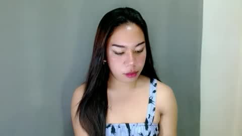 jelaigrande  online show from December 4, 1:26 am