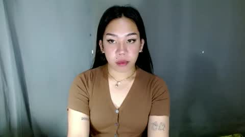 jelaigrande  online show from April 15, 12:50 am