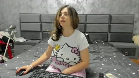 hottalicia2 online show from January 12, 11:47 pm