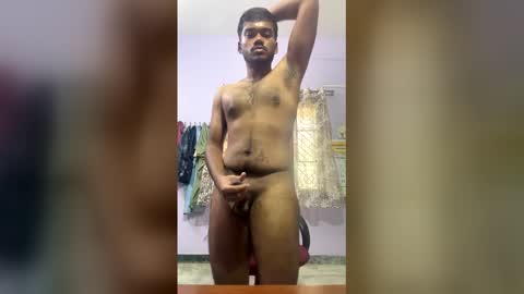 hottamilguy01 online show from April 22, 6:27 am