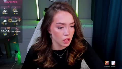 hello Im Eva online show from April 2, 7:28 am