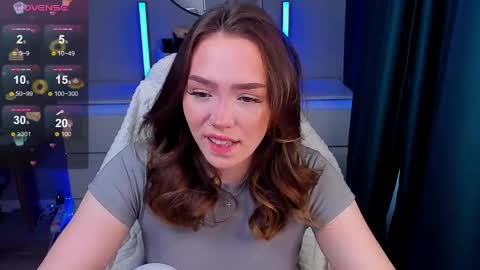 hello Im Eva online show from April 11, 7:24 am