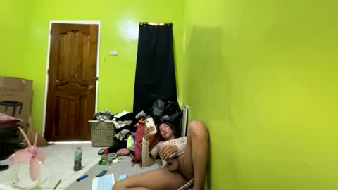 kitty  online show from March 3, 5:02 am