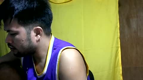 HottestPinoy32 online show from June 17, 5:47 pm