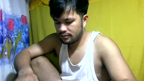 HottestPinoy32 online show from June 19, 8:34 pm