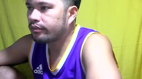 HottestPinoy32 online show from July 8, 10:31 am