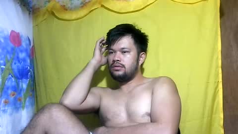 HottestPinoy32 online show from July 21, 8:33 pm