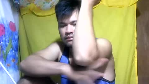 HottestPinoy32 online show from July 30, 12:04 pm