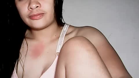 Snapshot of hottie_asianbabe chatting on July 8, 2:16 am Leen online show from July 8, 2:16 am