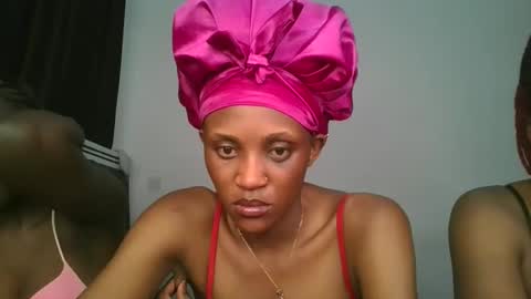 hottie_chyna online show from December 13, 8:36 pm