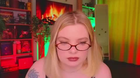 Jane  online show from May 8, 2:55 pm