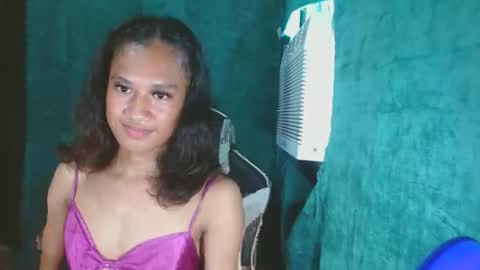 hottiest_luna online show from May 15, 2:29 am