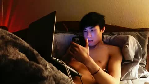 Snapshot of hottiewithabody101 chatting on March 10, 3:28 pm hottiewithabody101 online show from March 10, 3:28 pm