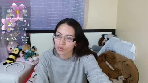 Snapshot of hottpeach chatting on March 1, 4:04 am hottpeach online show from March 1, 4:04 am