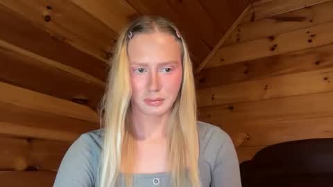 Snapshot of hottransgirlie chatting on January 21, 2:26 pm HotTransGirlie online show from January 21, 2:26 pm