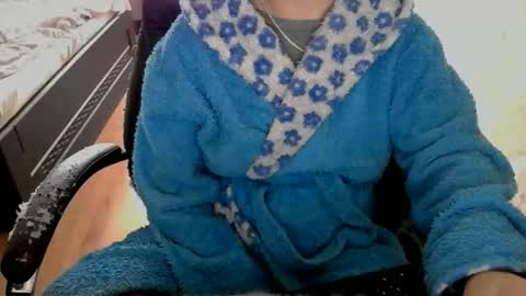 Mary online show from April 5, 8:00 am