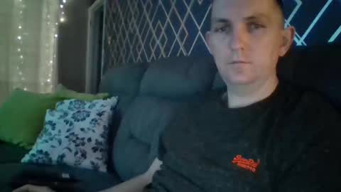 hotuk86 online show from January 29, 10:11 pm