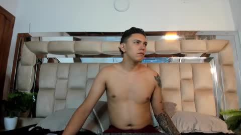   online show from November 6, 12:17 pm