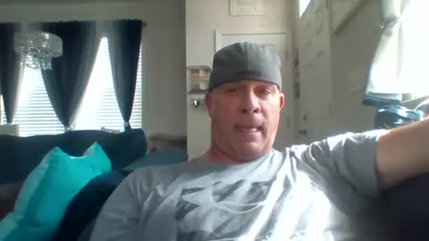 hotyummycock69 online show from September 17, 7:37 pm