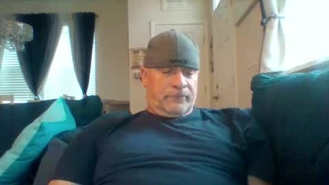 hotyummycock69 online show from January 18, 3:27 pm