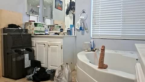 houndmeagain online show from November 5, 11:16 pm