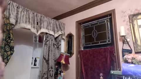 houndmefromhell online show from December 2, 2:19 pm