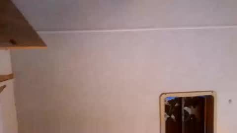 Snapshot of houndmefromhell chatting on October 2, 6:31 am houndmefromhell online show from October 2, 6:31 am