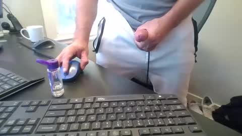 hoverday online show from October 3, 2:25 pm