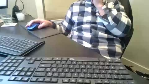 hoverday online show from February 5, 4:06 am