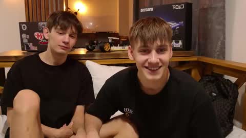 howardkottam online show from January 10, 1:13 pm