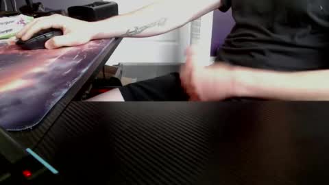 hrnysoldier92 online show from April 26, 2:59 pm