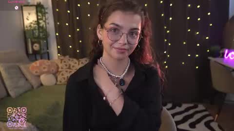 Diane online show from July 10, 10:51 am