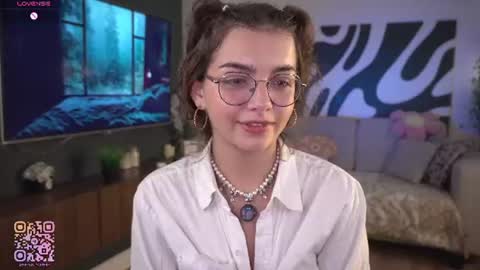 Diane online show from August 1, 10:36 am