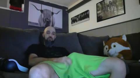 Snapshot of huckthefinn chatting on March 29, 7:41 am huckthefinn online show from March 29, 7:41 am