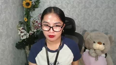 Snapshot of huge_cock2handle_intown chatting on January 31, 10:52 am huge_cock2handle_intown online show from January 31, 10:52 am