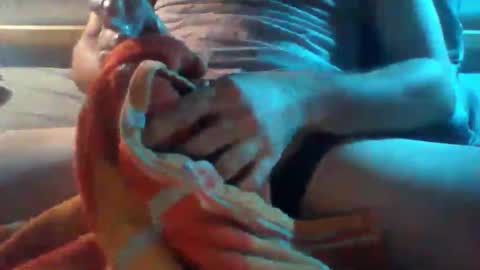 huge_guy_87 online show from December 13, 11:43 pm