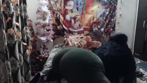 hugeassdevil online show from January 15, 3:29 pm