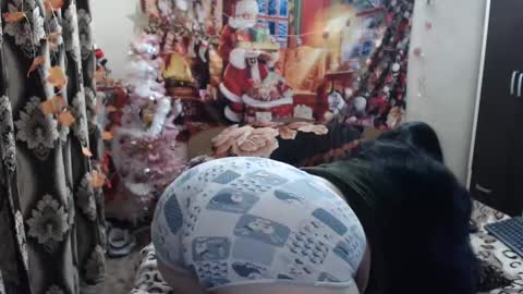 hugeassdevil online show from February 20, 12:41 am