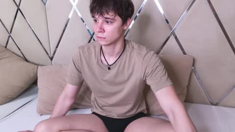 ANTHONY online show from October 26, 4:40 am