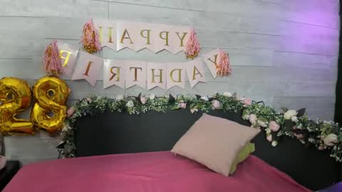 Erin online show from December 18, 4:20 am