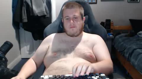 Snapshot of hugechris30 chatting on October 6, 10:29 pm Hugechris online show from October 6, 10:29 pm