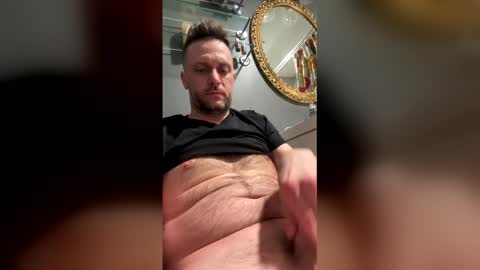 hugecock475 online show from May 3, 3:01 am