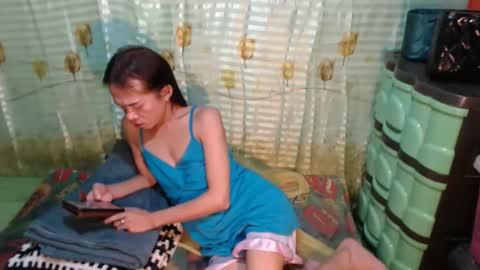 hugecockanna online show from December 19, 6:31 am