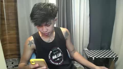 hugecockchristian online show from November 24, 8:03 am